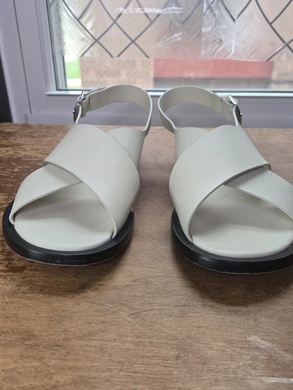 Everlane The City Crossover Sandal Parchment Cream Leather Sz 8.5